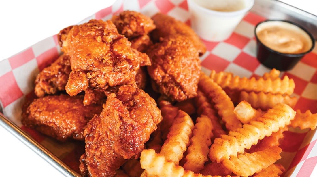 8 wings with fries
